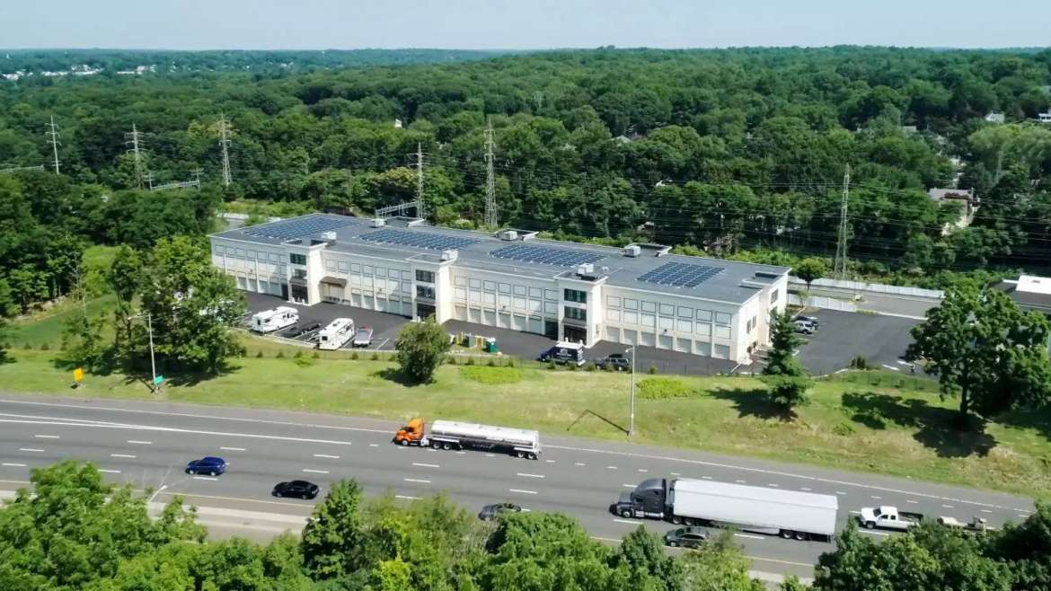 Embracing Flexibility: The Advantages of Choosing Flexible Month-to-Month Storage